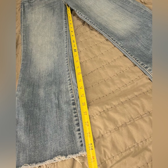 Daze raw hem crop jean - Picture 8 of 11